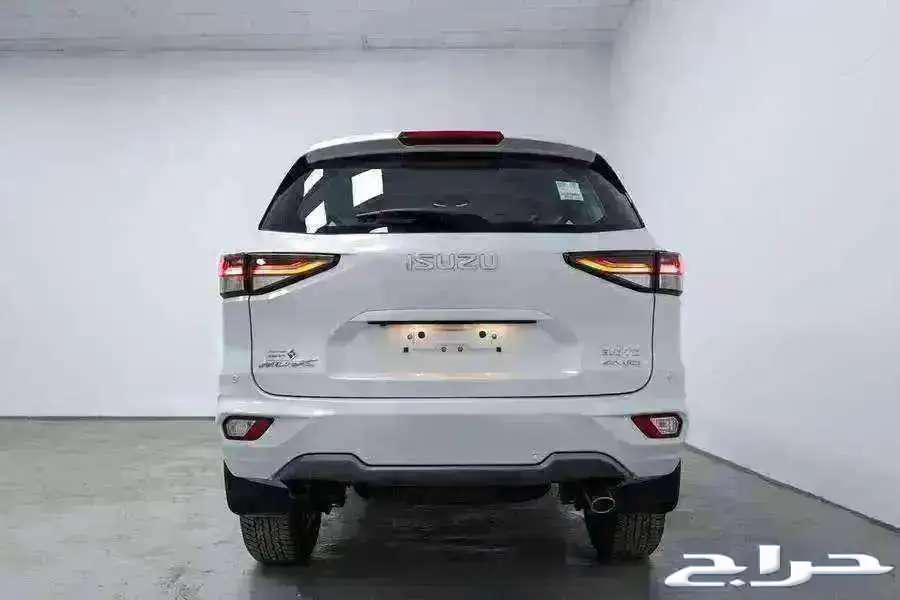 Isuzu MU-X Full Option 202463140730640641111