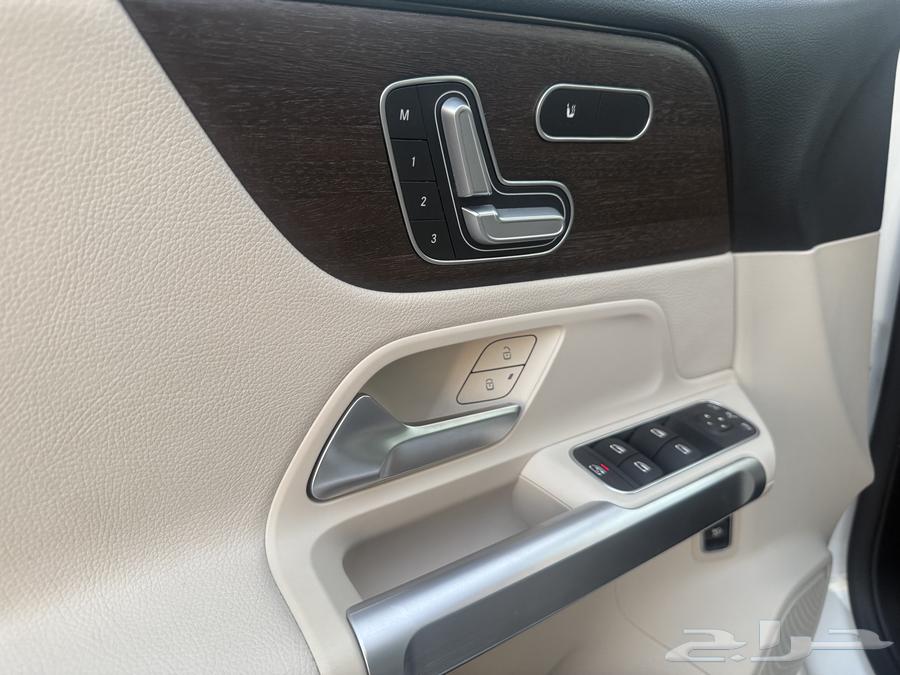 Mercedes GLB 25063139724404739111