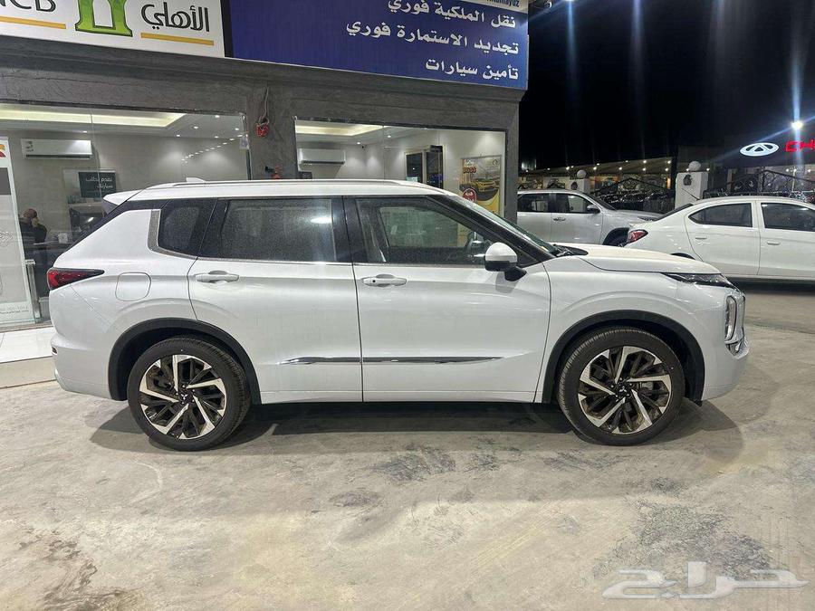 Mitsubishi Outlander 4x4 fully loaded 7-seater 202463138737671682113
