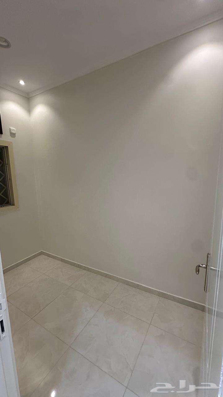 شقه في مخطط الحمراء مكه بجوار مجمع المدارس63010916448899114