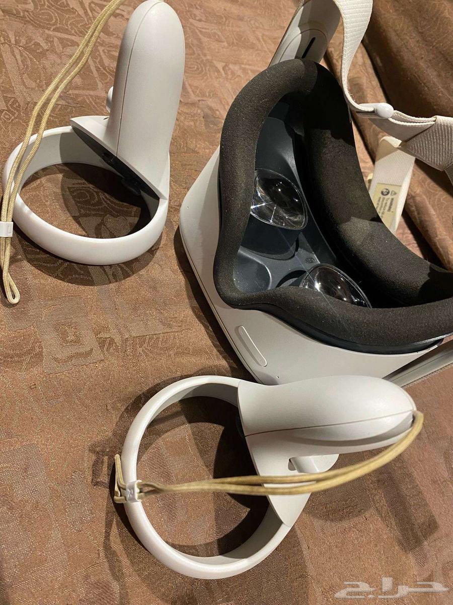 VR Headset63090362460546112