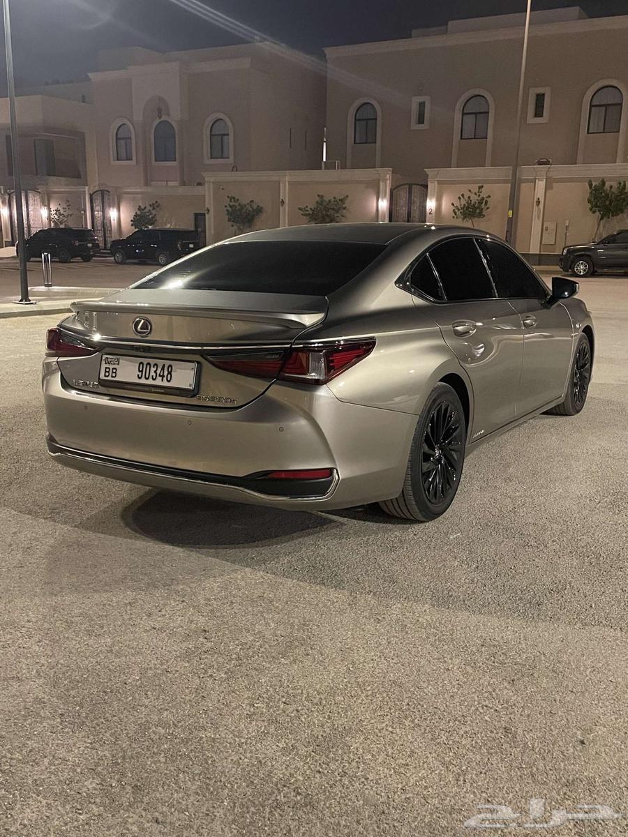 Lexus Dubai plates available in Saudi Arabia, provided that the transmission, engine, and chassis are clean.63137832559363113