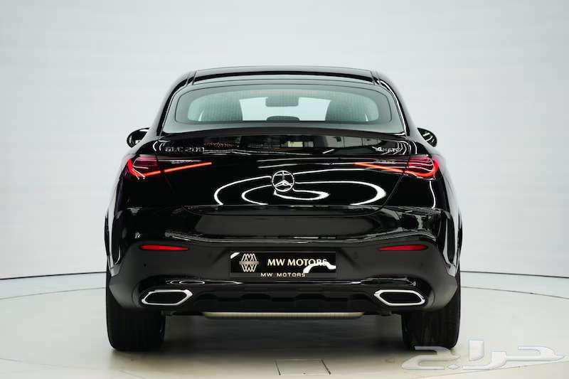 مرسيدس GLC 200 Coupe موديل 2025 أصفار خليجي أسود أحمر63133535716737114