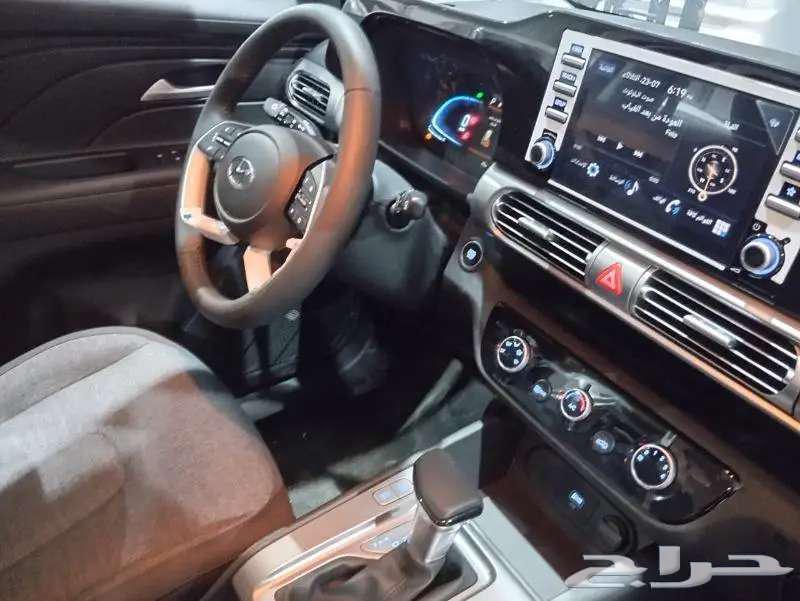 Hyundai Staria 7-seater 2025 cash and installments at the best prices63135026679427113