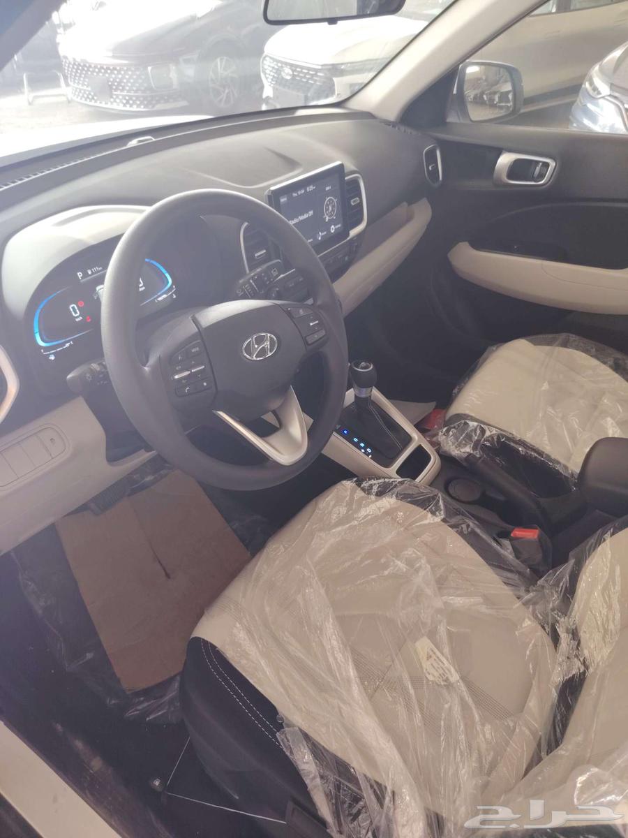 Hyundai Venue Smart 2024 with installment starting from 1088 SAR63135529540865113
