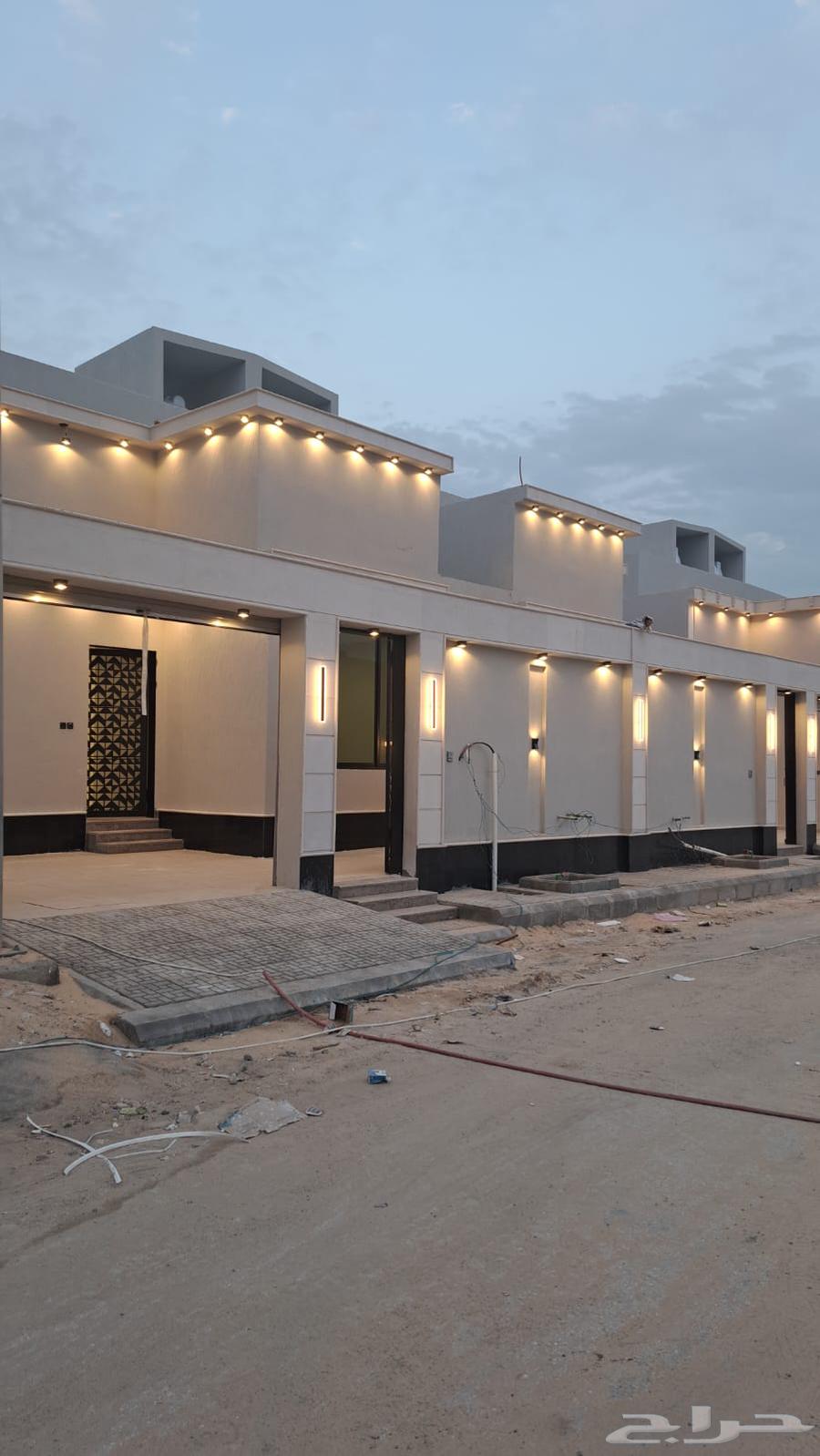 مجموعة ادوار 315 متر الرابية 820 ألف شامل - الهفوف63011206169475113