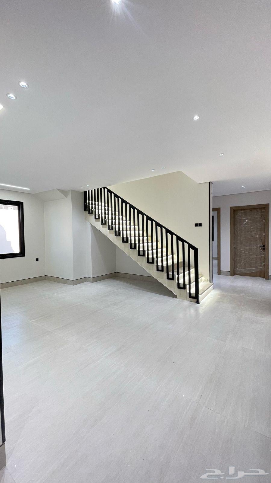 For sale, a fully owned apartment on the ground floor with a private entrance inside the boundary.63012945572354112