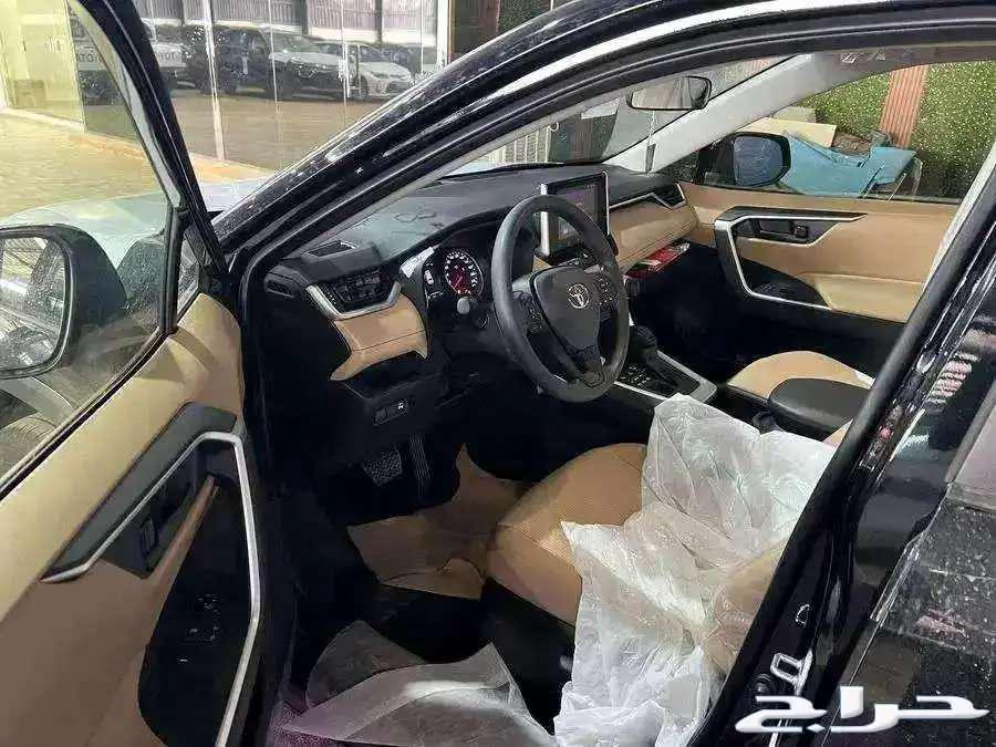 Toyota - RAV4 - 2025 LE Gasoline - 4WD - All Colors63132565105794112