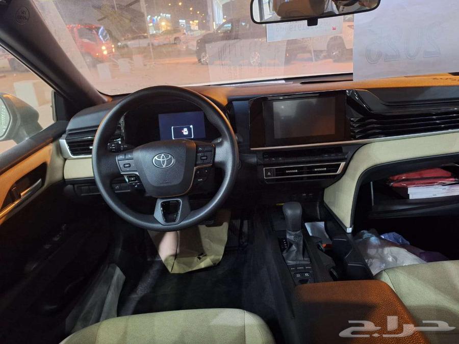 تويوتا كامري E 2025 هايبرد 202563131334722305113