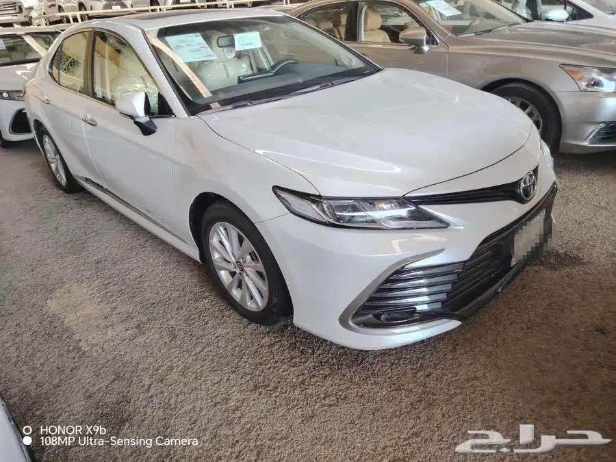 كامري GLX موديل 2023 بنزين مستعملة63135509189635116