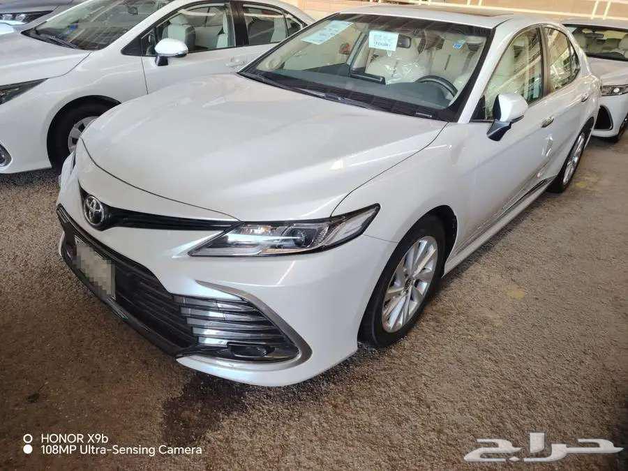 كامري GLX موديل 2023 بنزين مستعملة63135509189635114