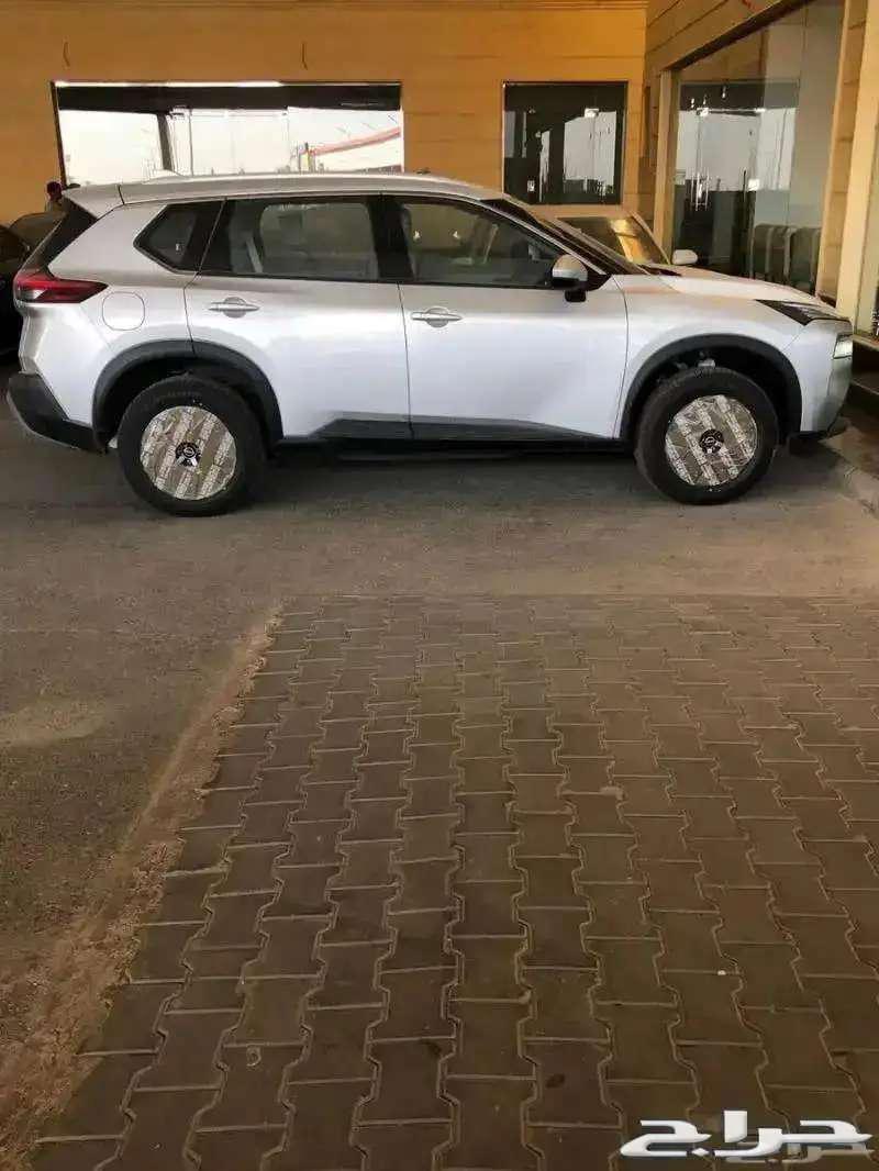 Nissan X-Trail SV Half Full Double 7 Seats 2023 on installments of 1600 at Al-Hasan63129345755522113