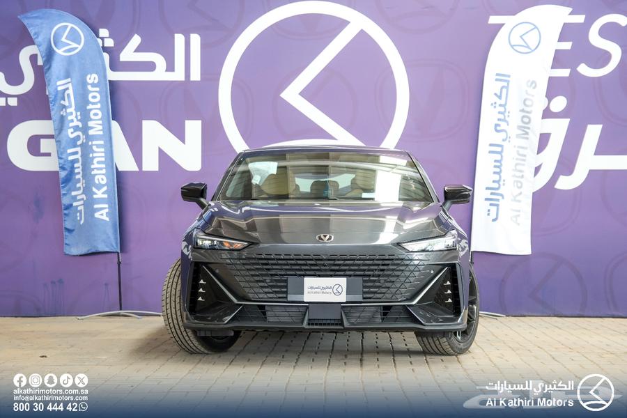 شنجان يوني في 202563471927970307112