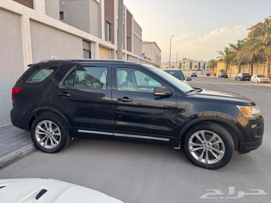 Ford Explorer XLT 201963131743507331117