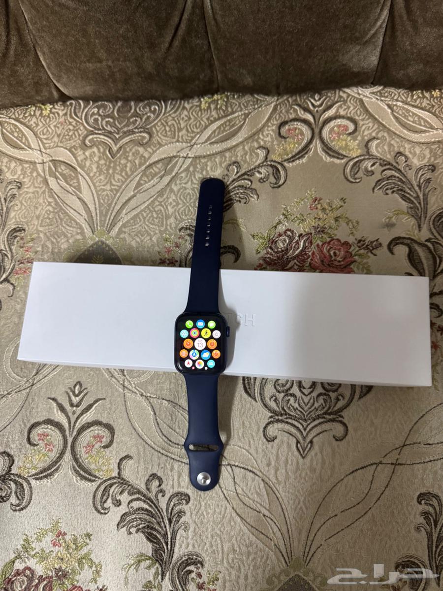 Apple Watch Series 6 in very clean condition63081445211137112