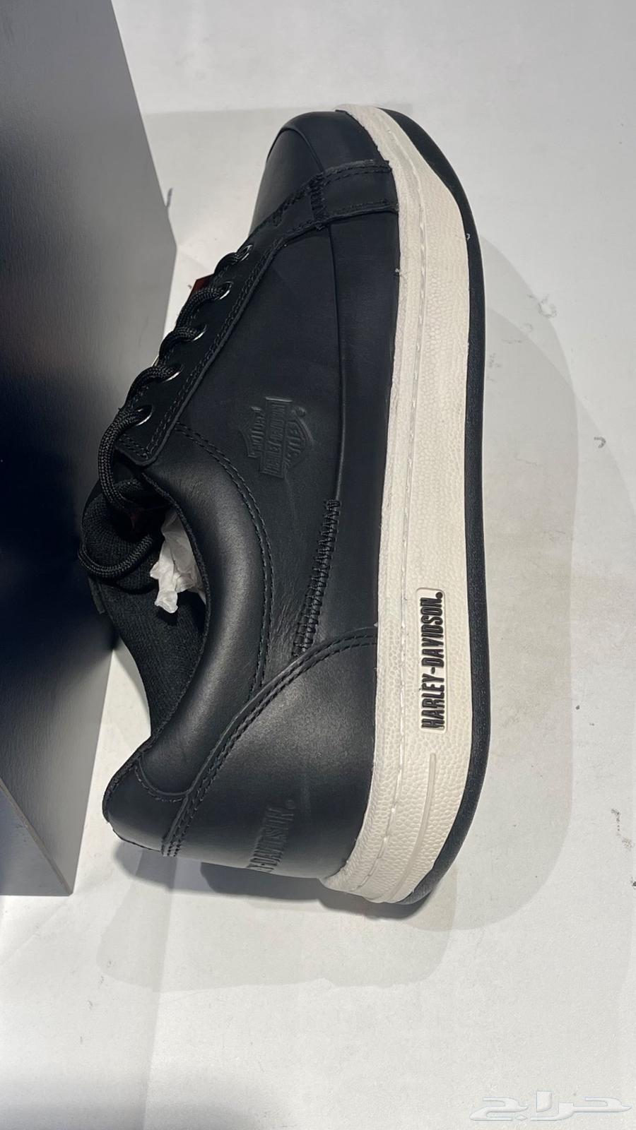For sale, two pairs of shoes from Harley Davidson company63083474697091114