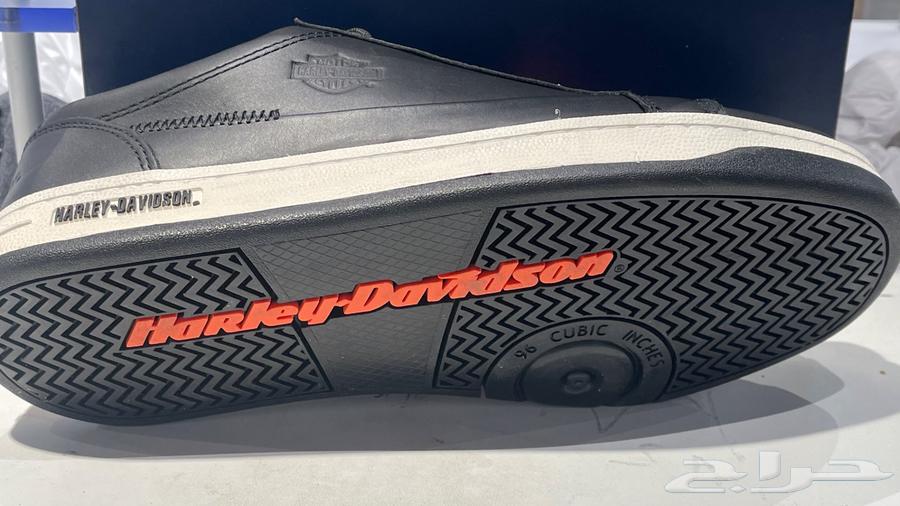 For sale, two pairs of shoes from Harley Davidson company63083474697091118