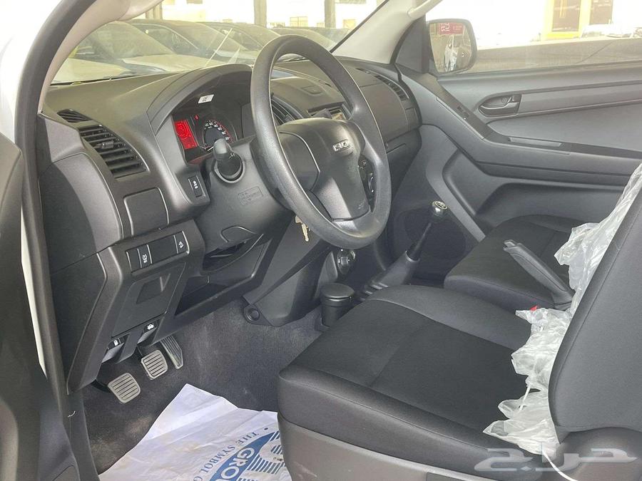 Isuzu D-Max 2024 available at Al-Farid showroom63125473314561114