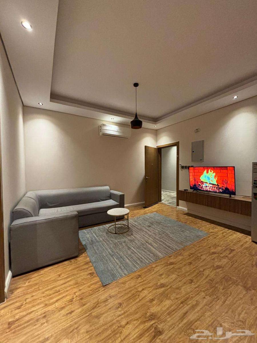 Apartment with two rooms in a prime location near services, Omar Street intersecting Al-Biyaraq63010919016963112