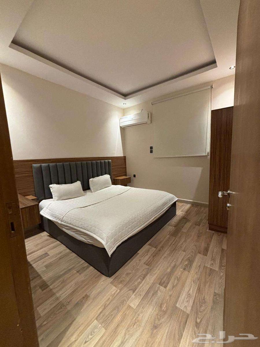 Apartment with two rooms in a prime location near services, Omar Street intersecting Al-Biyaraq63010919016963113