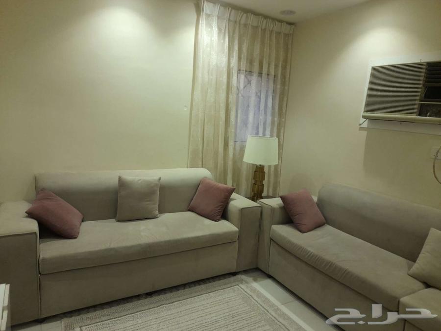 كنب اخو جديد مع ستارة مع مفرشة مع مكيف 24 على السوم السوم63081074717698113