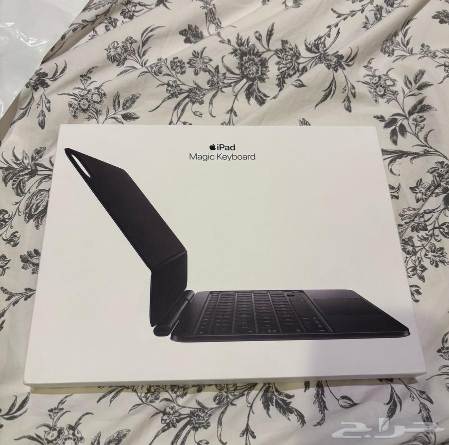iPad keyboard630802081807391118