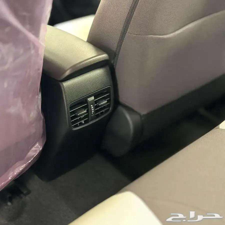 تويوتا كورولا 2025مطور(عرض بنك الأهلي هامش ربح 2.15)63120288418305114