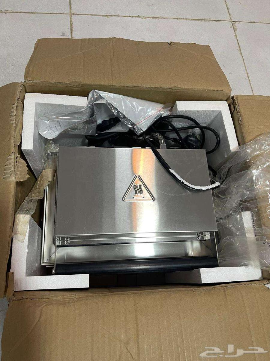 For sale: New commercial waffle machine (WF-115)63076150979970114