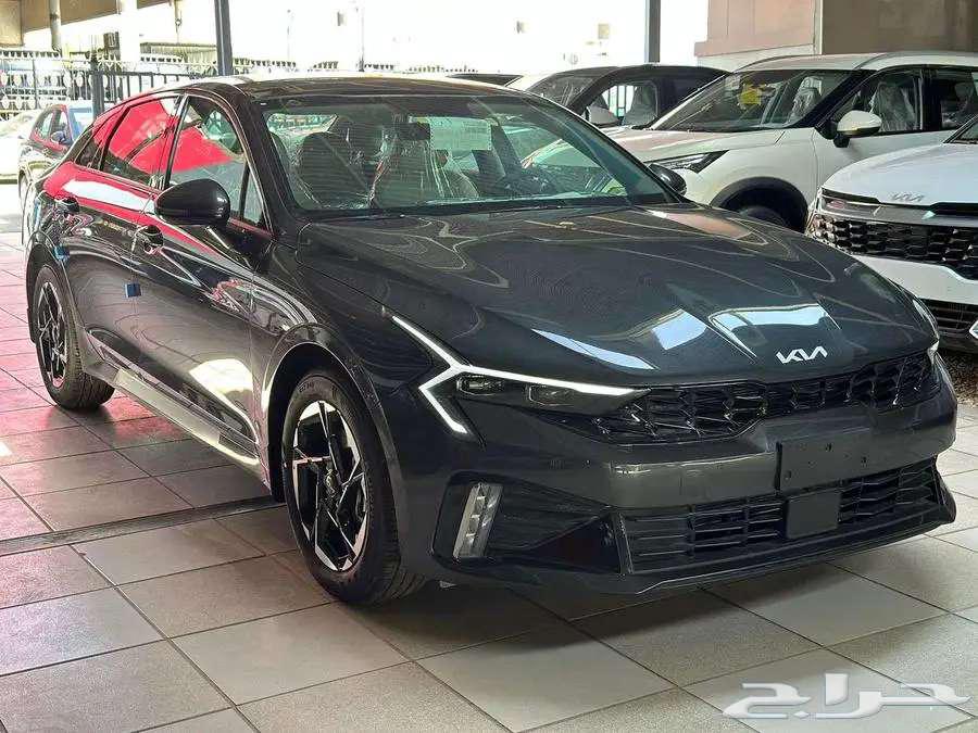Kia K5 Half Full Panorama 2025 Cash and Bank63116214940418113