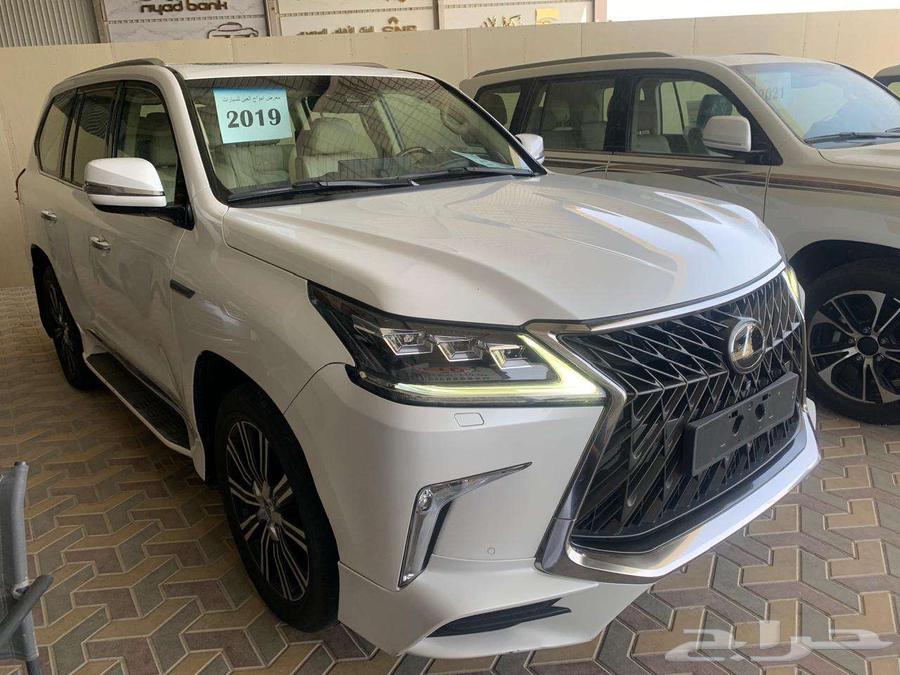 Lexus Sport LX570 2019 model, odometer 252,000 km63115840703235113