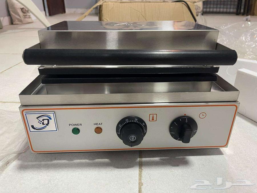 For sale: New commercial waffle machine (WF-115)63076150979970111