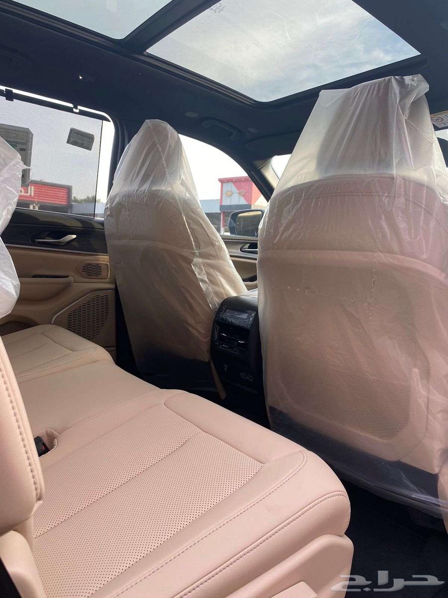 Jeep Grand Cherokee 2024 Limited Cash and Lease End with Ownership63110673753219113