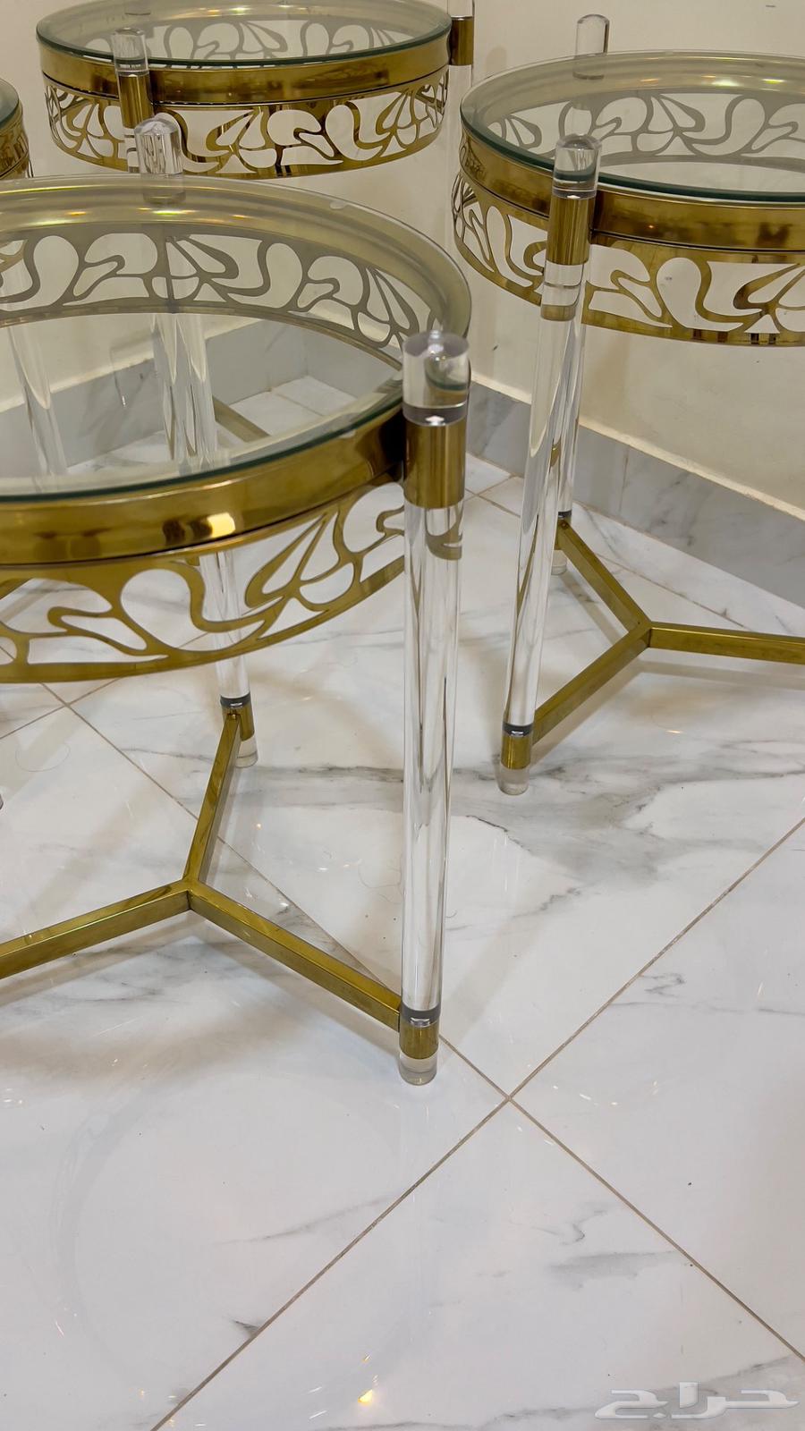 Steel tables with acrylic63075421531523112