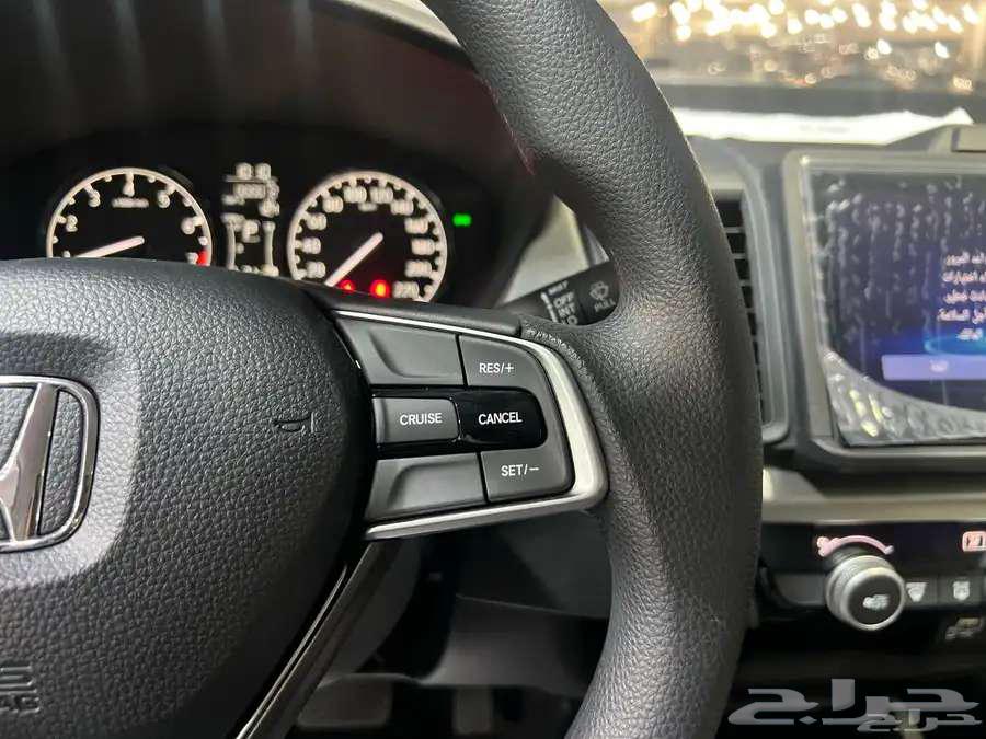 Honda City DX 2024 model with the lowest price and profit margin63111036742530114