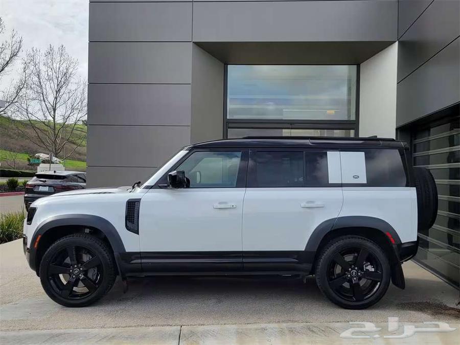 2022 Defender X-Dynamic HSE at an excellent price63109248575747113