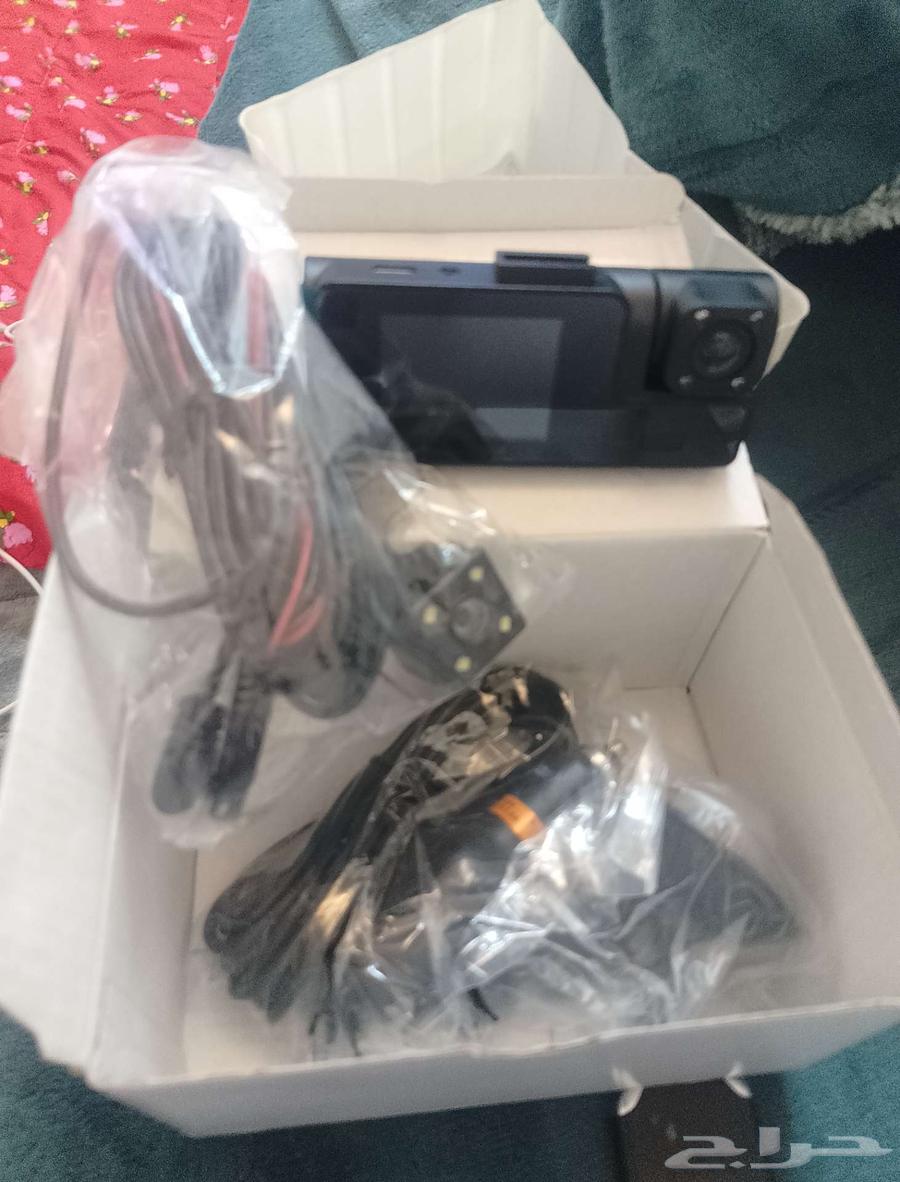 I have three new cameras that I have not used yet.63050447763714111