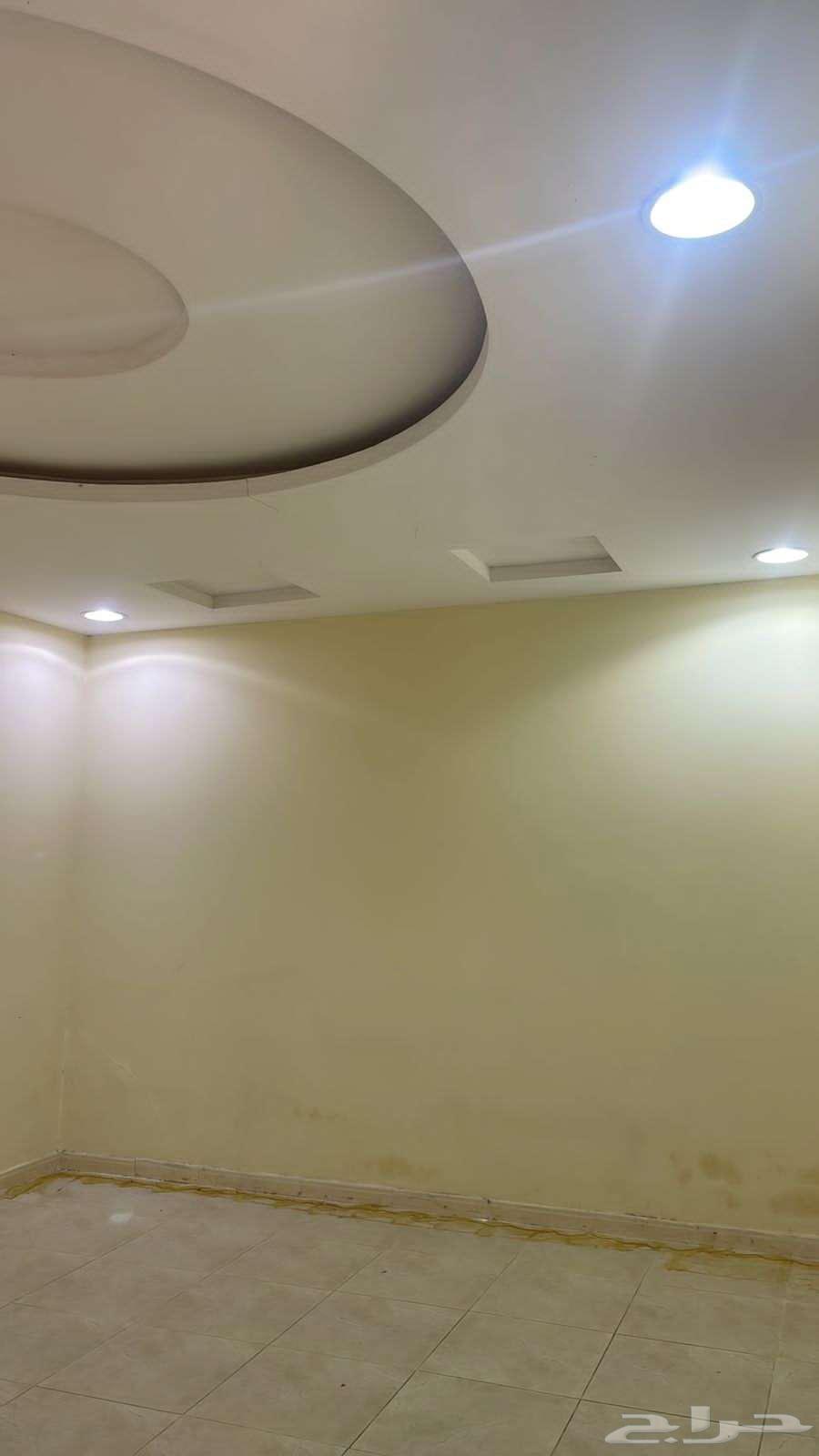 استراحه عمال للايجار 4 غرف حوش بايكه62930668305537112