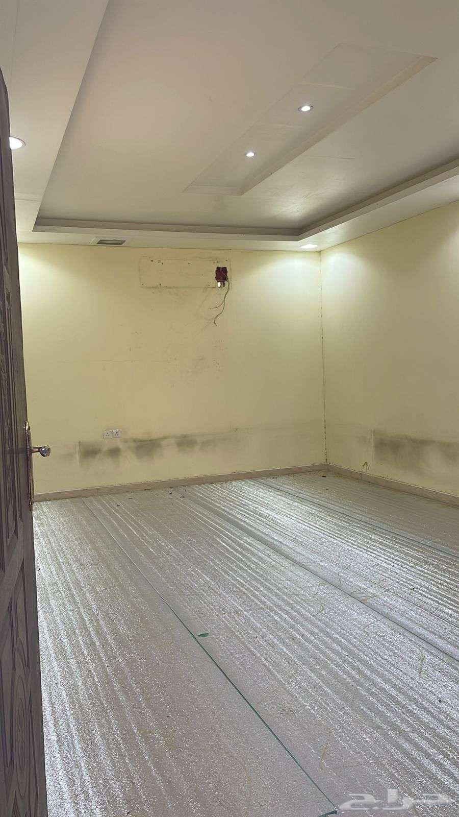 استراحه عمال للايجار 4 غرف حوش بايكه62930668305537113