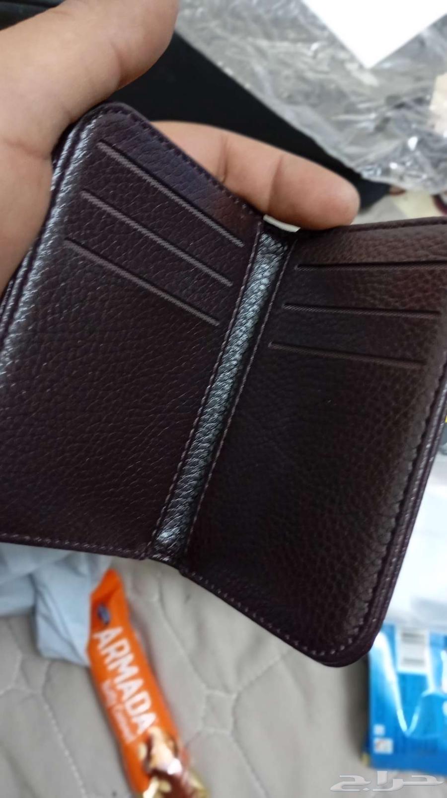 محفظة جلد جميلة باللون كوفي مميز تحمل 8 بطاقات63074998589570111