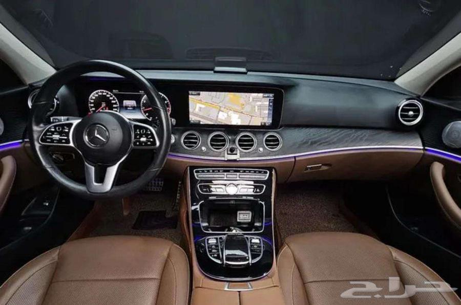Mercedes E300 model 202063107745977602112