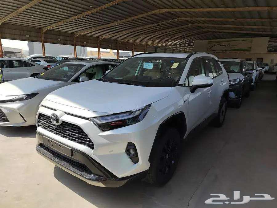 تويوتا راف فور 2025 XLE مكينه 2500 هايبرد سعودي63106984060547116