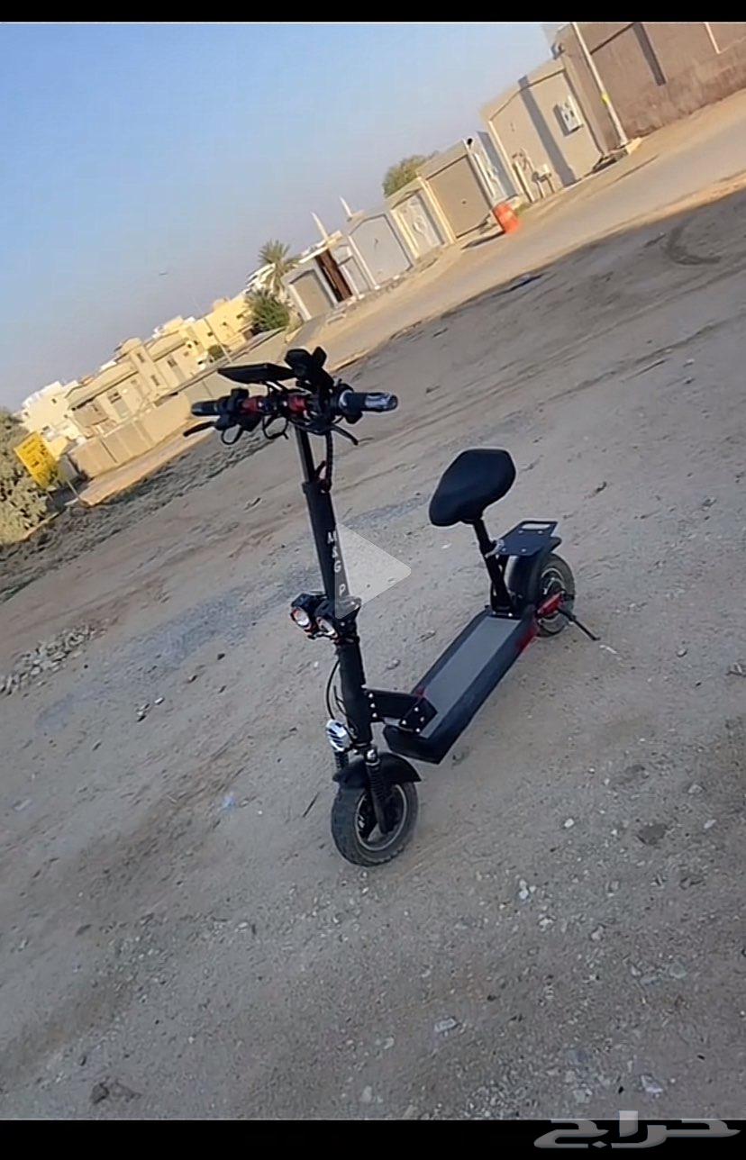سكوتر الوحش شاشه63069235993090111