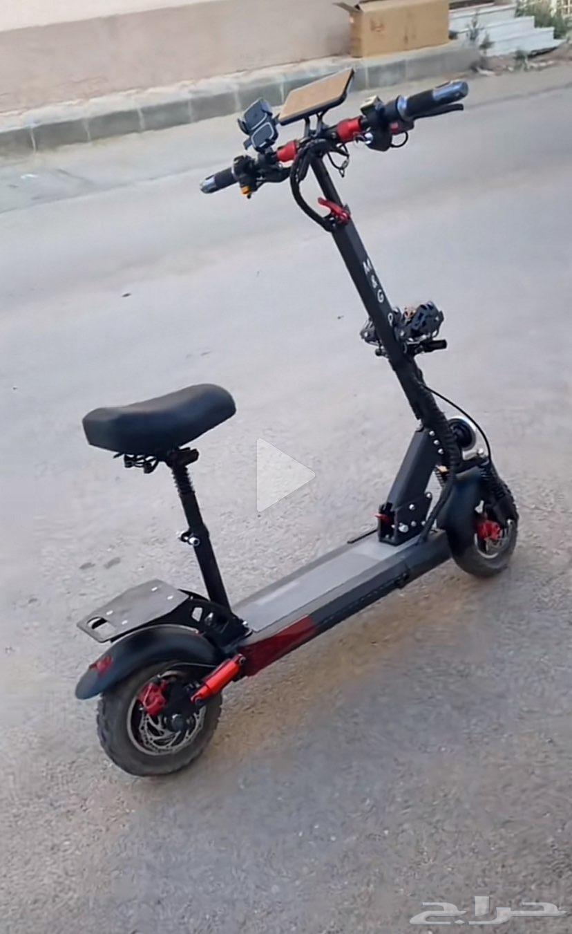 سكوتر الوحش شاشه630692359930901120