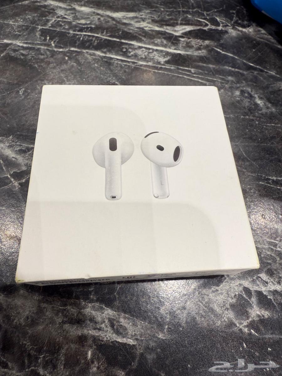 Apple Pro headphones630644118159381112