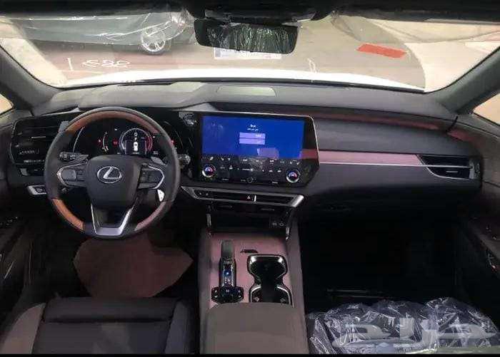 All Lexus RX categories are available for sale with two installments without profit.63098414339715113