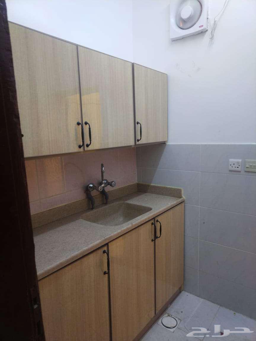غرفة للايجار الخبر حي الثقبة63012946532098111