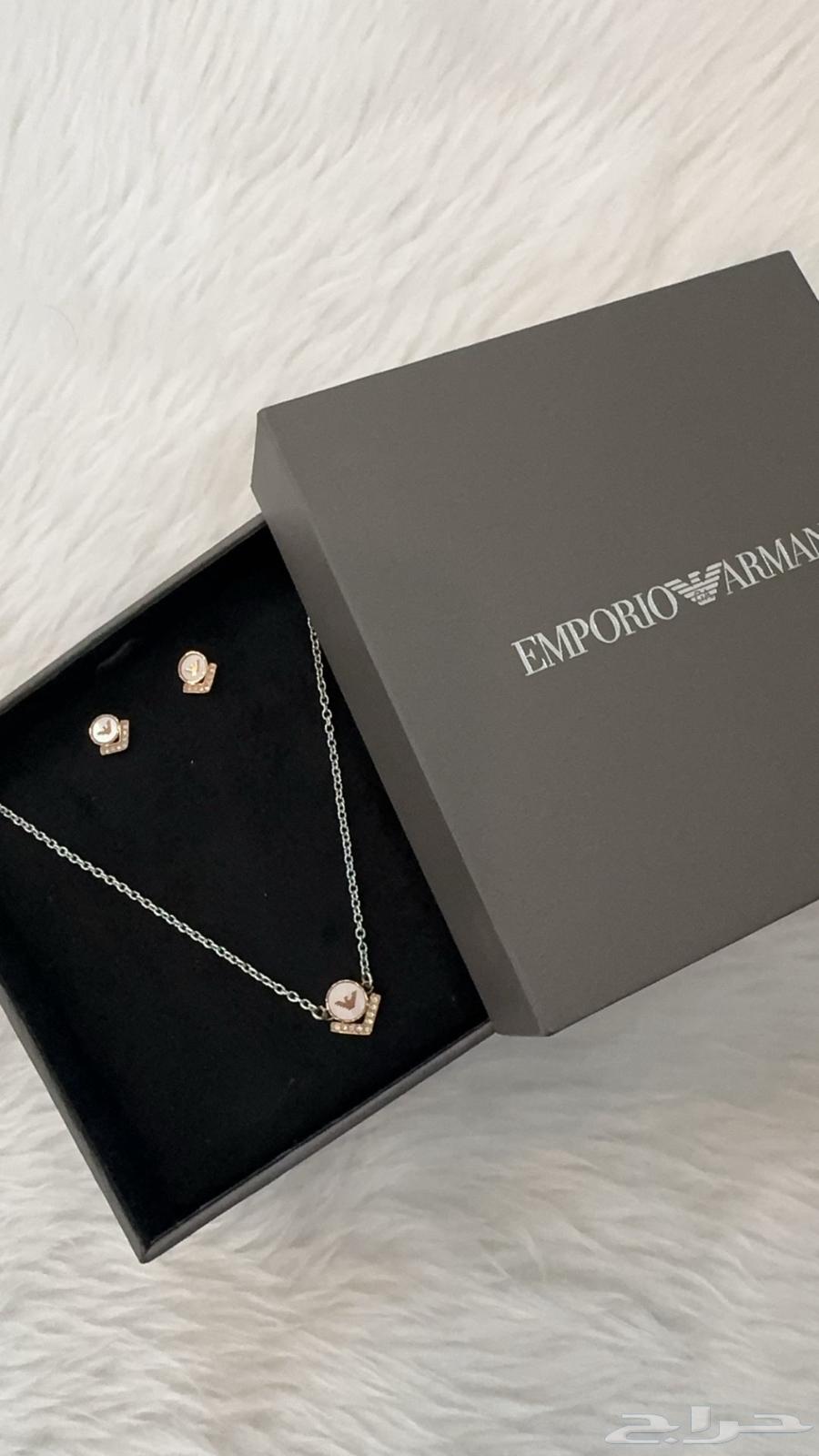 A genuine new set from the Emporio Armani brand63064406903681112