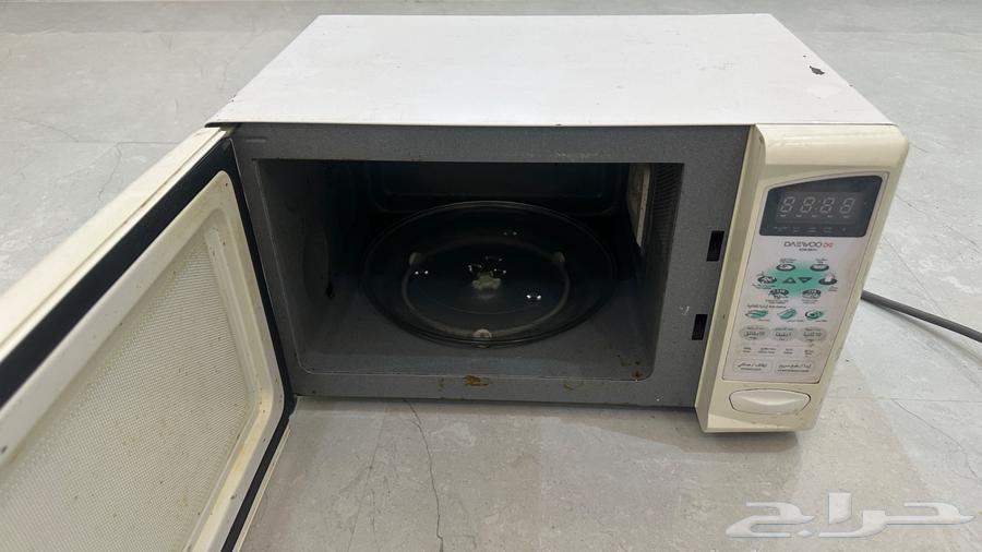 Microwave 110 electricity excellent price 70 riyal63066409976066111
