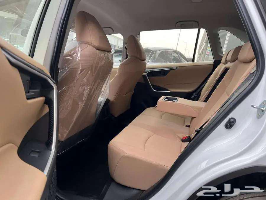 تويوتا راف فور LE دفع امامي بنزين 2025 كاش واقساط63099169569025114
