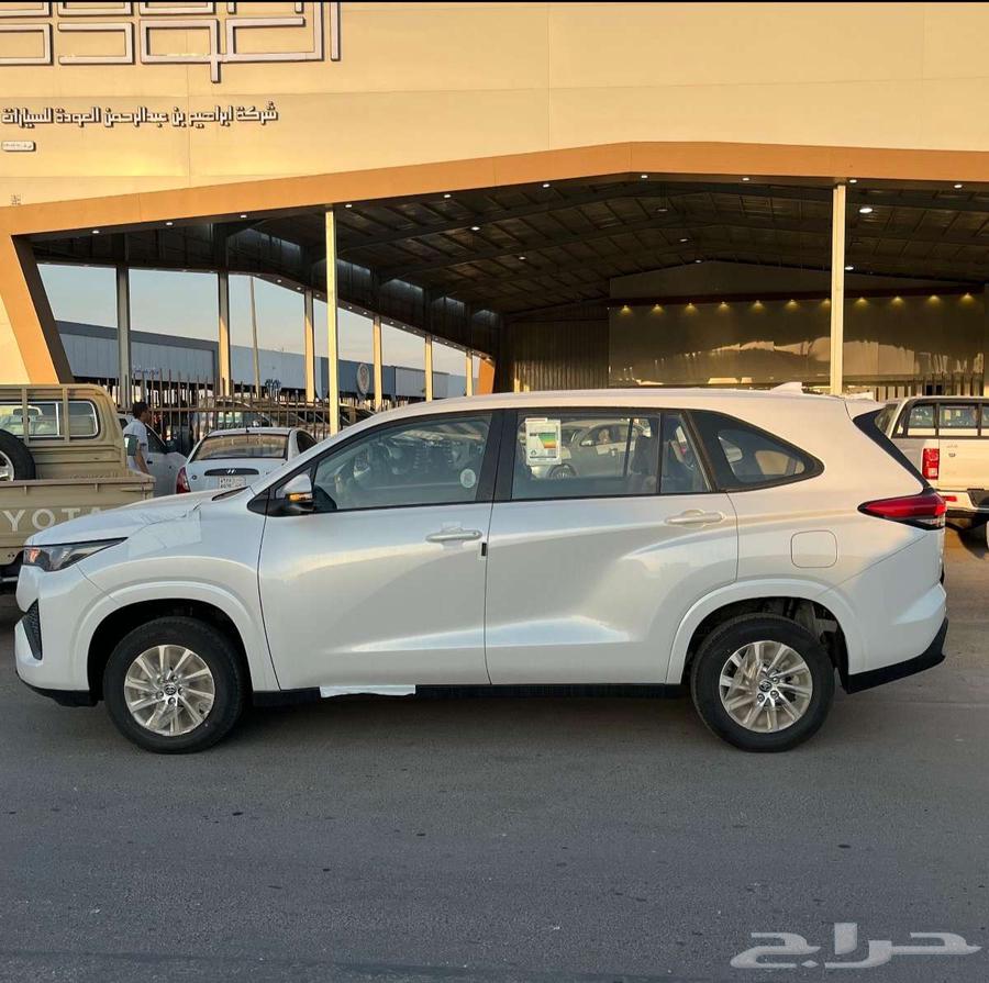 Toyota Innova Gasoline 2.0 Model 2024 New Arrival63101829587714114